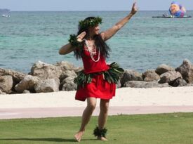 TeKana Hau Nui Dancers - Polynesian Dancer - Overland Park, KS - Hero Gallery 3