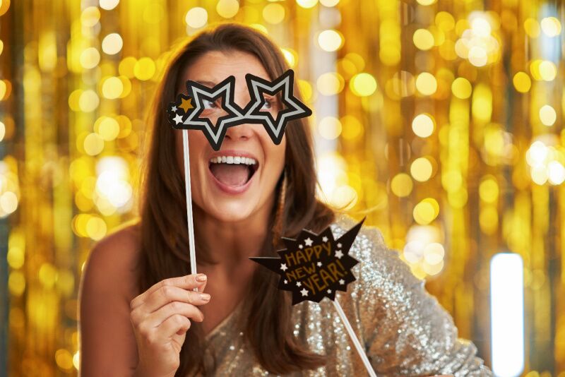24k Gold birthday party ideas - gold photo booth