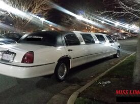 Miss Limousines Service LLC - Event Limo - Mc Leansville, NC - Hero Gallery 4