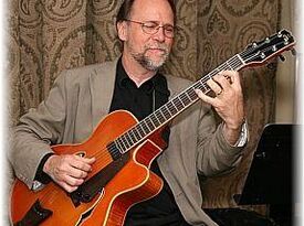 Dunstan Morey -- Solo Guitar - Classical Guitarist - Toronto, ON - Hero Gallery 4