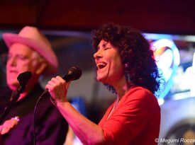 Paula Russell Band - Country Band - Austin, TX - Hero Gallery 2