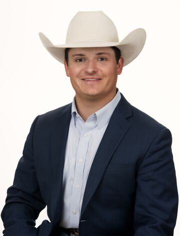 Kyle Dykes Auctions & Emcee Services - Auctioneer - Fort Worth, TX - Hero Main