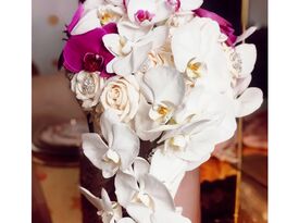 Ritz-Walton planning & Floral Design  - Wedding Planner - Bloomfield, NJ - Hero Gallery 4