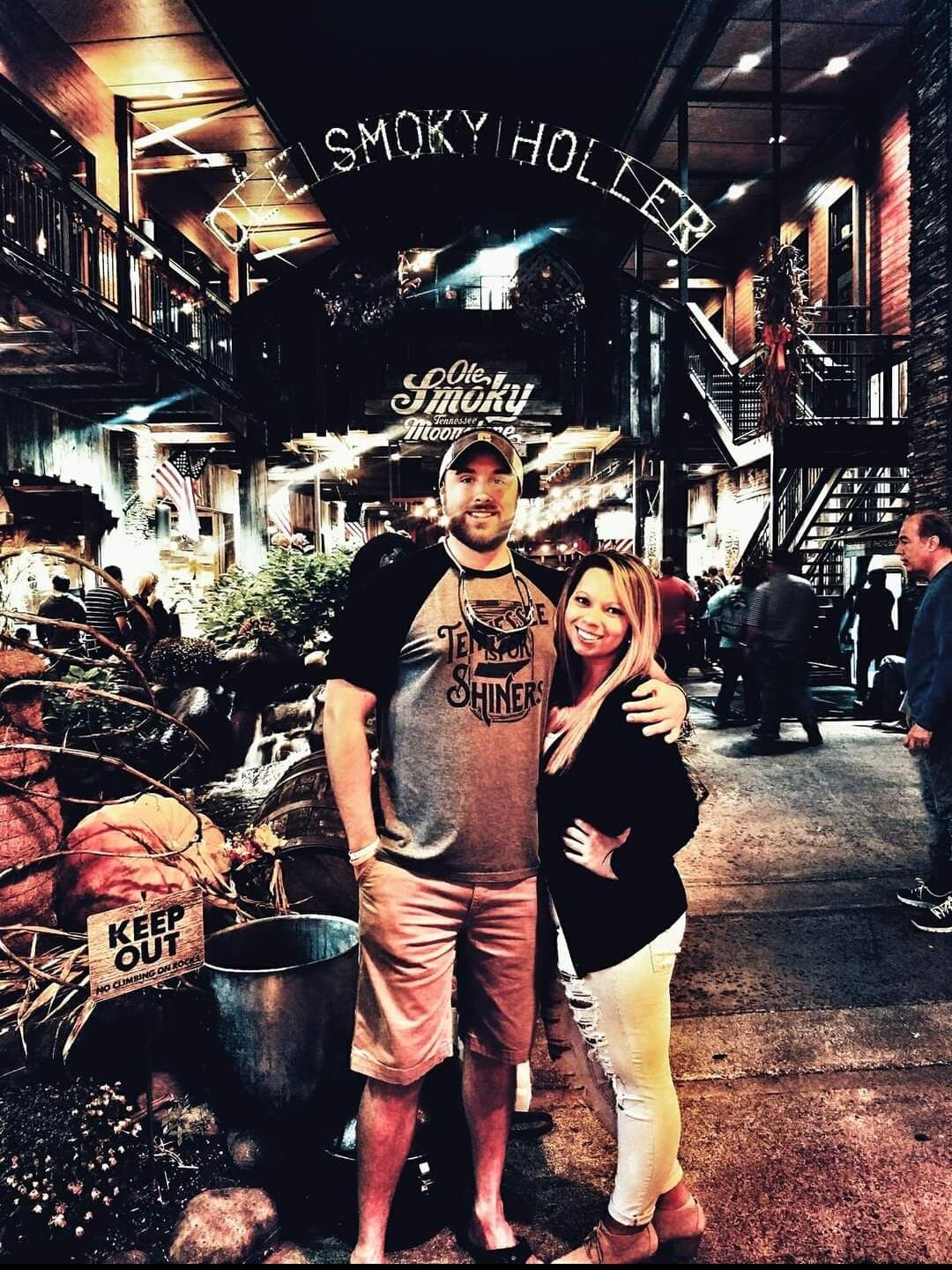 Tasting moonshine and hanging out with the only Ten-I-See in Tennessee!