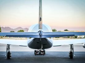 Pilots Lounge Event Hanger - Private Room - Scottsdale, AZ - Hero Gallery 4