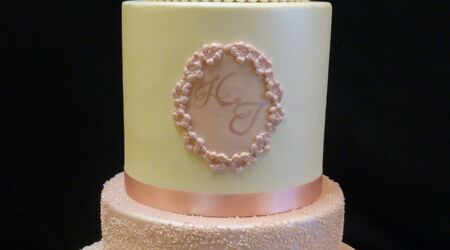 Las Vegas Custom Cakes  Wedding Cakes - The Knot