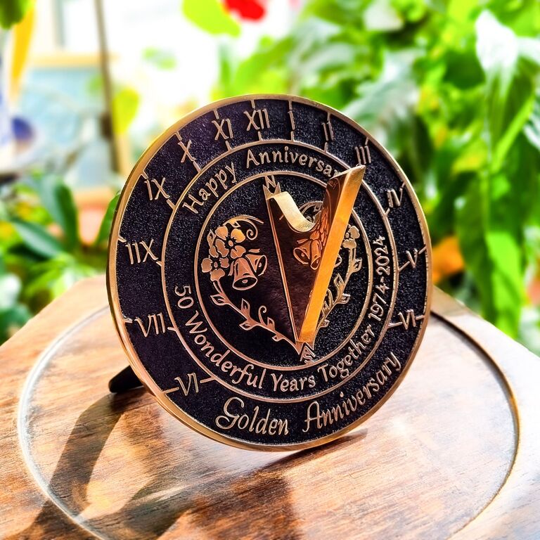 Black and gold anniversary sundial