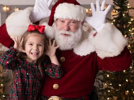 National Santa Agency - Santa Magic - Santa Claus - Statham, GA - Hero Gallery 3
