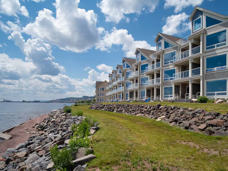 Beacon Pointe on Lake Superior