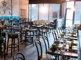 Uvae Kitchen & Wine Bar - Restaurant - Chicago, IL - Hero Gallery 2