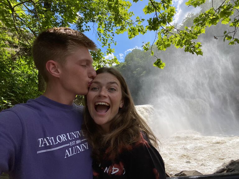 We took a trip to Cumberland Falls!