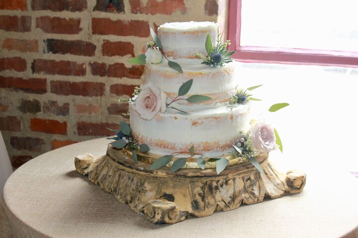 DunkBakes | Wedding Cakes - Nashville, TN