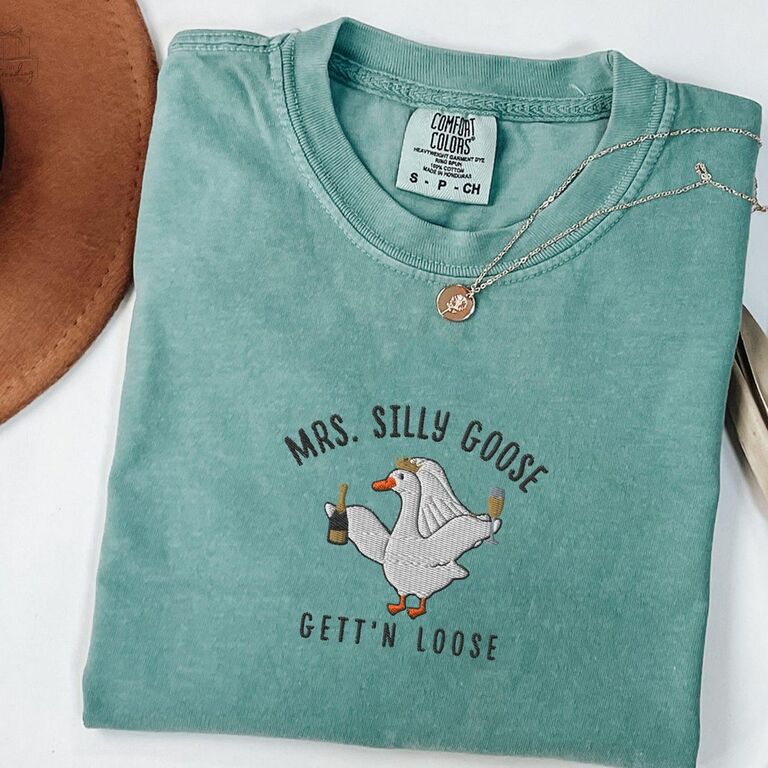 Silly Goose bachelorette t-shirt