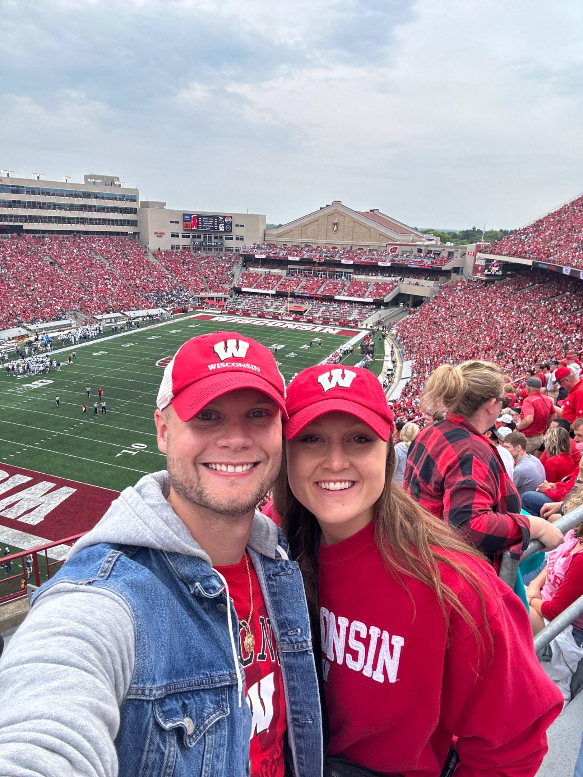 Wisconsin Badgers game with Katie's family!
