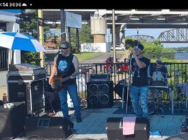 Liquor Boxx - Classic Rock Band - Salem, IN - Hero Gallery 2