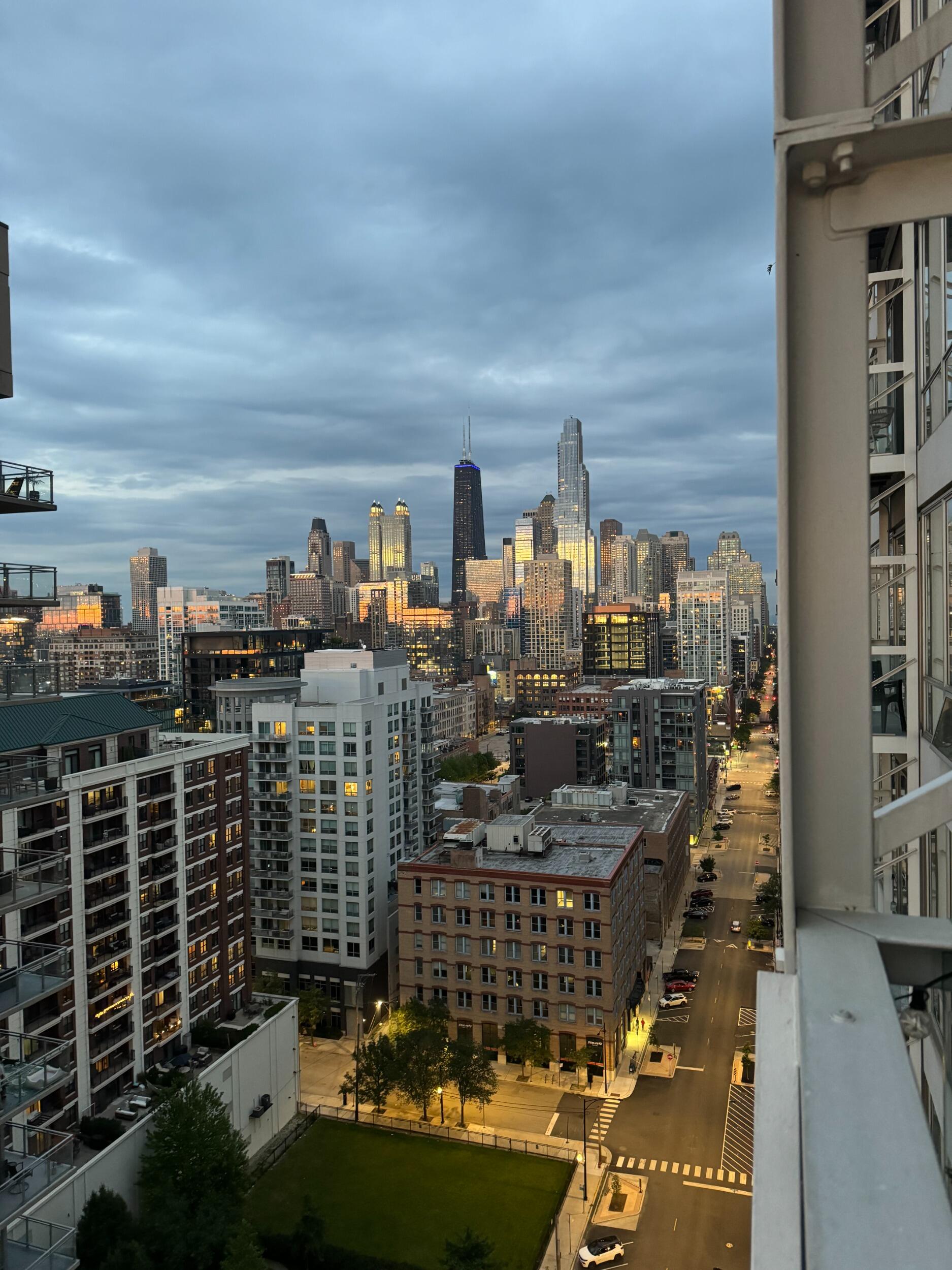Julia moves in with Ivaylo in his River North condo.