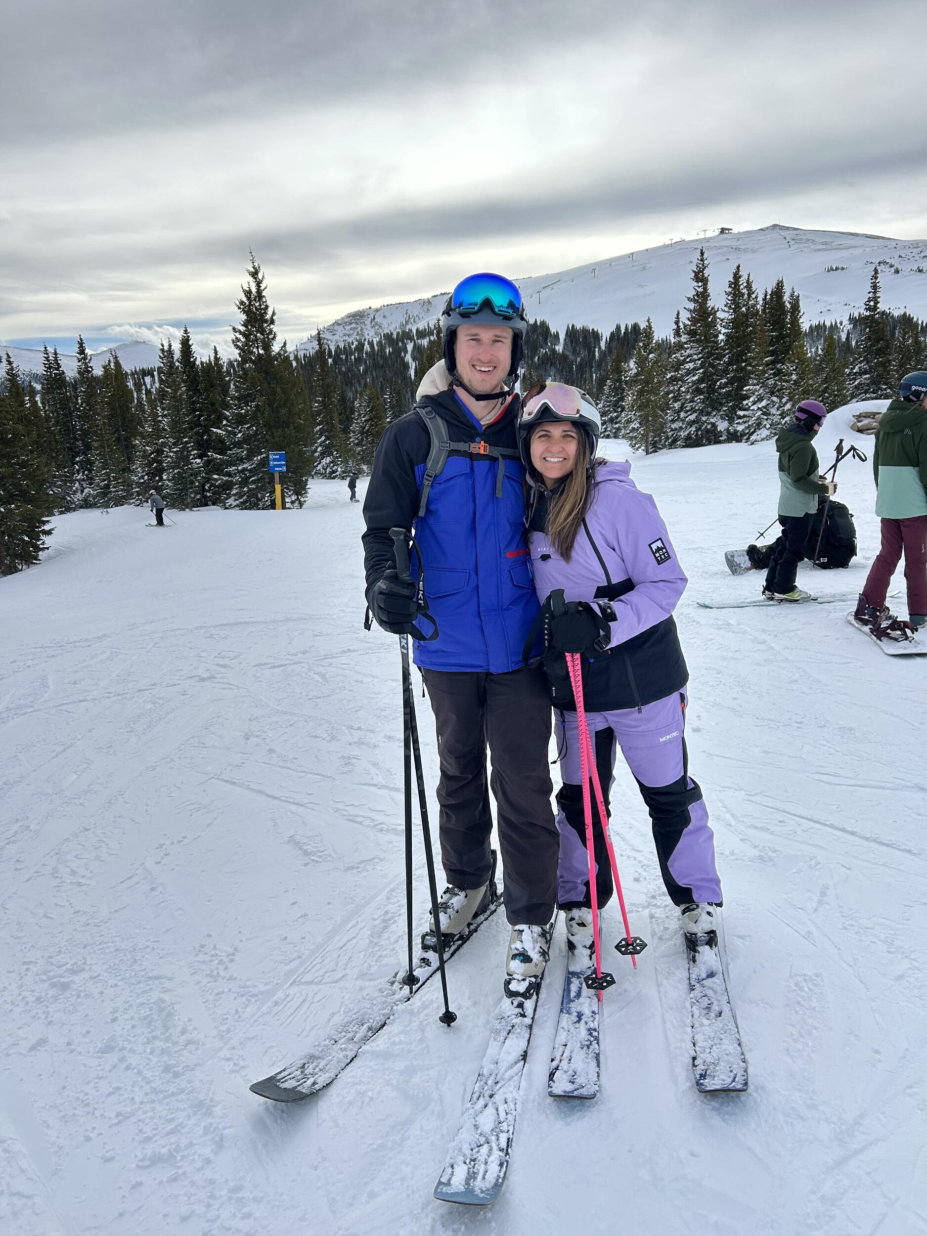 I didn't grow up learning how to operate two vehicles on my feet in Florida but it has been so fun to ski together since it's one of Nick's favorite sports!