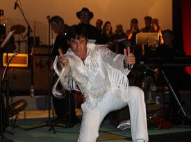 Elvis & the Dream Team Band - Elvis Impersonator - Statesboro, GA - Hero Gallery 3