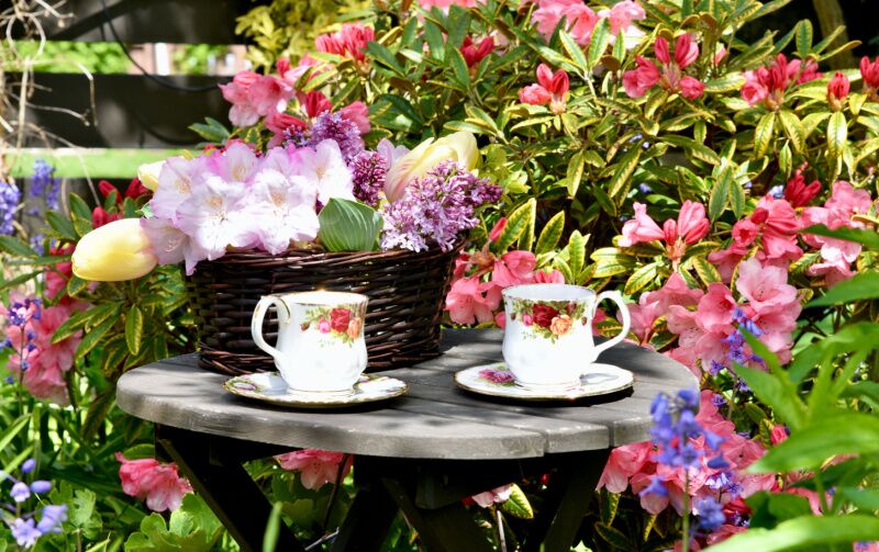 Floral arrangements adult tea party ideas
