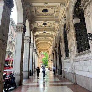 Gallery Photo 43