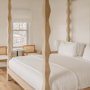 Gallery Photo 9