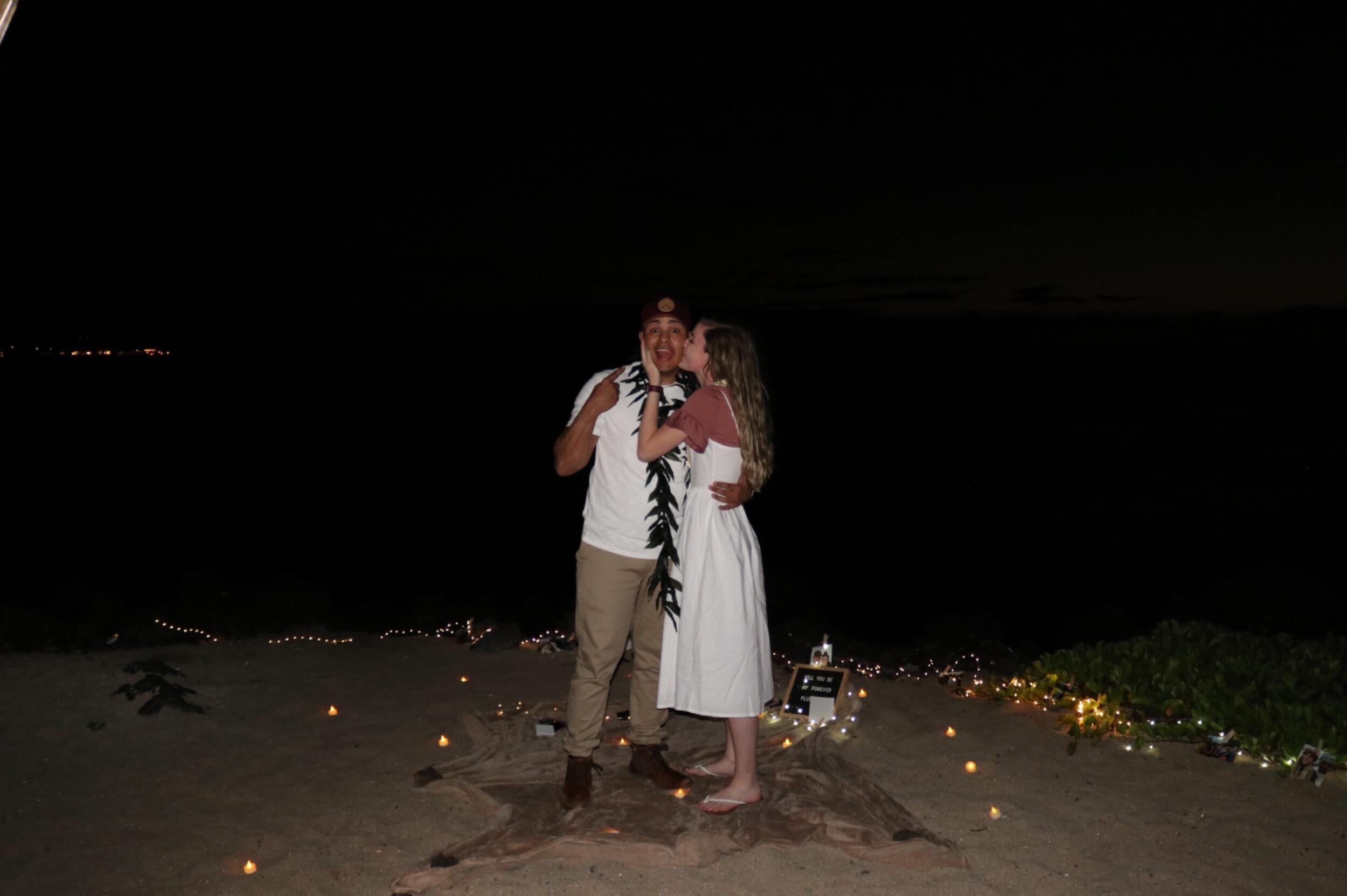Teo pulled off a surprise proposal on the beach in Hawaii and Ella of course said yes. 