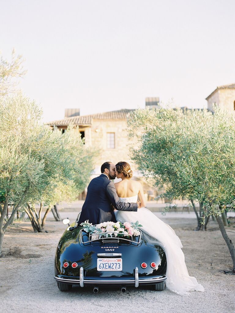 Why are Vineyard Weddings So Trendy?