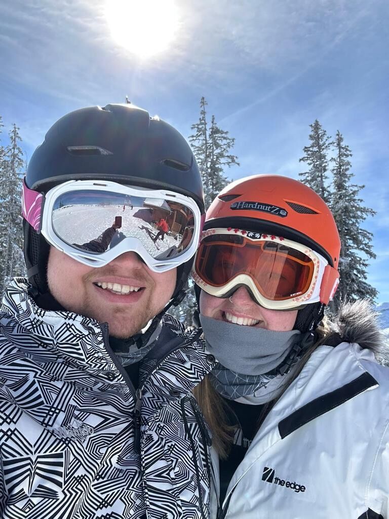 Harry’s first holiday snowboarding… not sure about the first 2 times he attempted to get up the button lifts. 