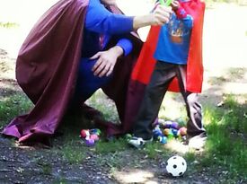 Metro Party Services - Costumed Character - Stevensville, MD - Hero Gallery 2