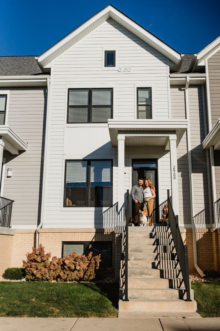 Hilary & Andre move in