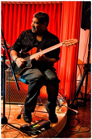Leo Quintero, Guitarist - Acoustic Guitarist - Miami, FL - Hero Main