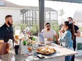 Sip Happens Mobile Bar - Bartender - Orlando, FL - Hero Gallery 4