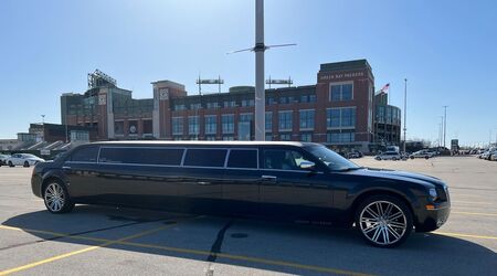 Limousine Transportation to Green Bay Packers Game at Lambeau Field -  Milwaukee County, WI