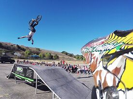 Professional BMX Stunt Show - Acrobat - San Diego, CA - Hero Gallery 3