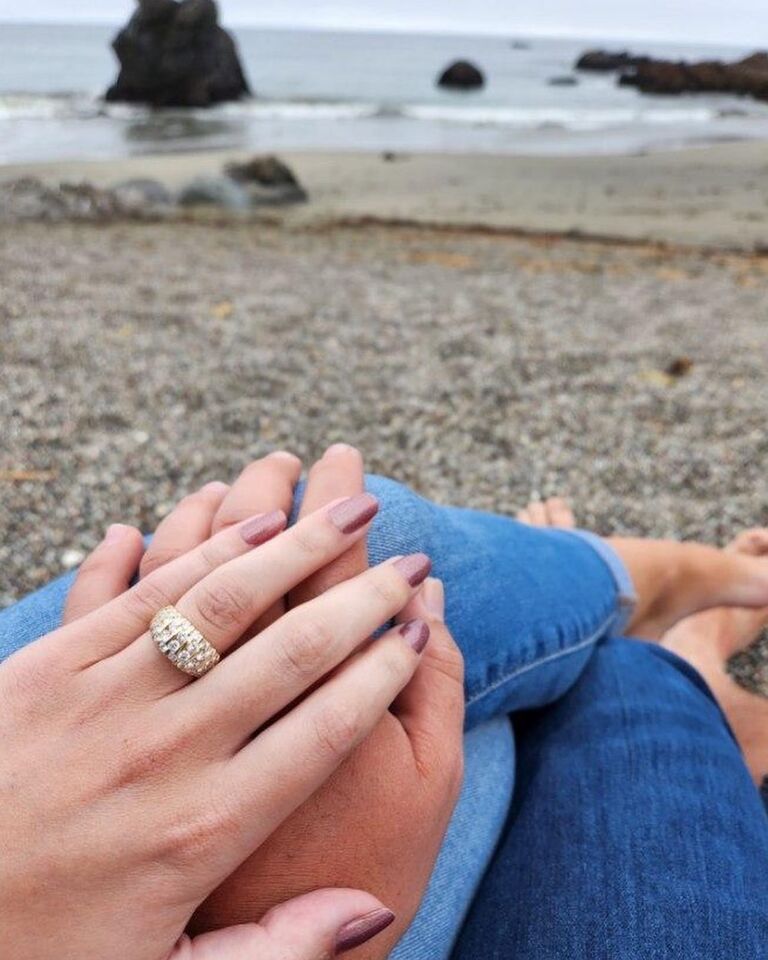 Proposal @ Sonoma Coast, CA -

The surprise I've been waiting for: Hendrik got down on one knee and asked me to be his friend forever and his wife - 8 years Together