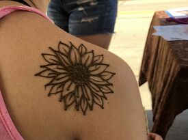Henna Tattoo Art by Rashida  - Henna Artist - Dayton, OH - Hero Gallery 4