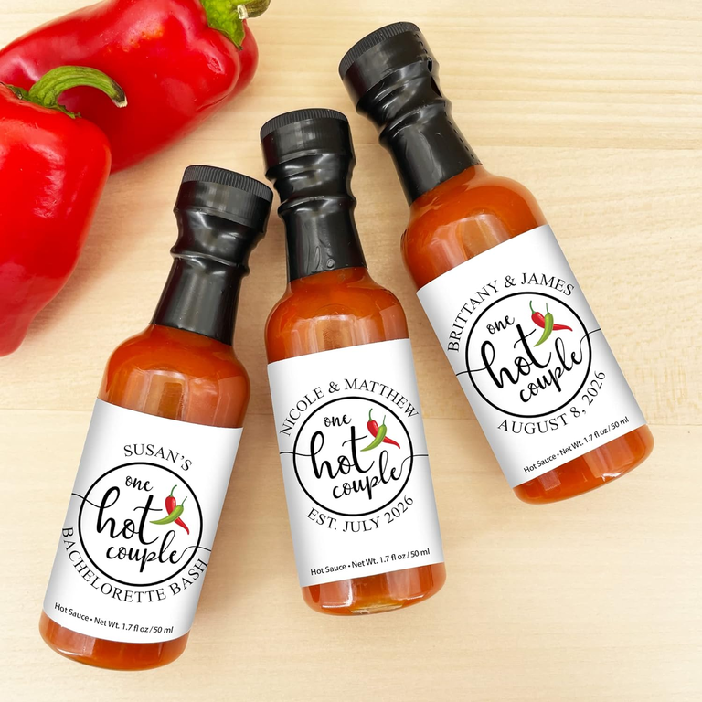 One Hot Couple Sauce Gifts for the best wedding favors