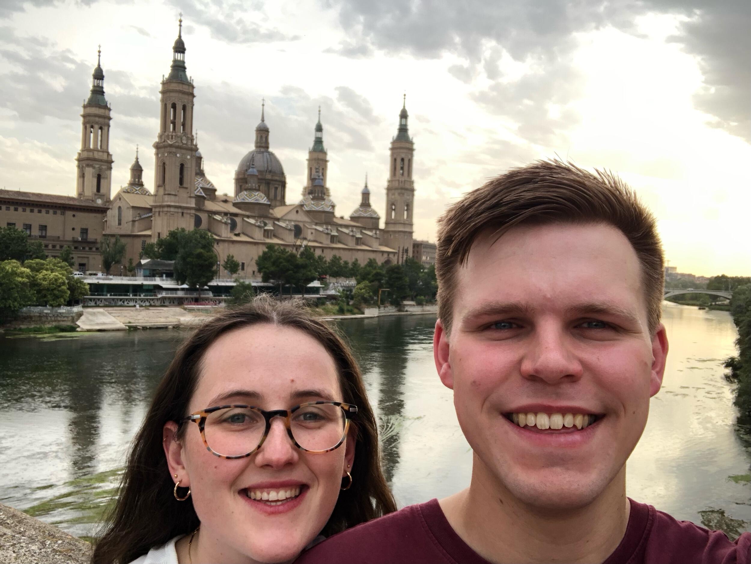 Susie moved to Zaragoza for work for 5 months. There were lots of flying back forth over the summer with many mini holidays in España. Ross melted.