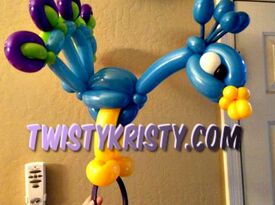 Twisty Kristy - Balloon Twister - Chandler, AZ - Hero Gallery 2