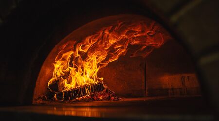 Now open: Toss 'n Fire wood-fired pizza sets up shop in North