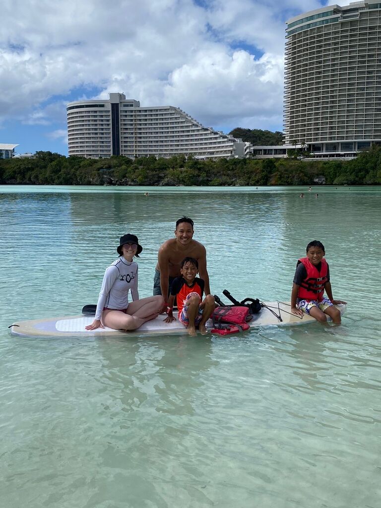 Gabe brought Savannah home to Guam to explore his little island home (it wouldn't be the last time). She swam in the open ocean and ate fried parrotfish. 