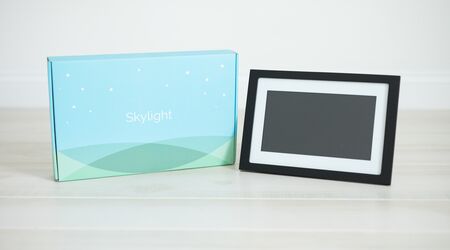 Skylight  Skylight Frame - Digital Photo Frame