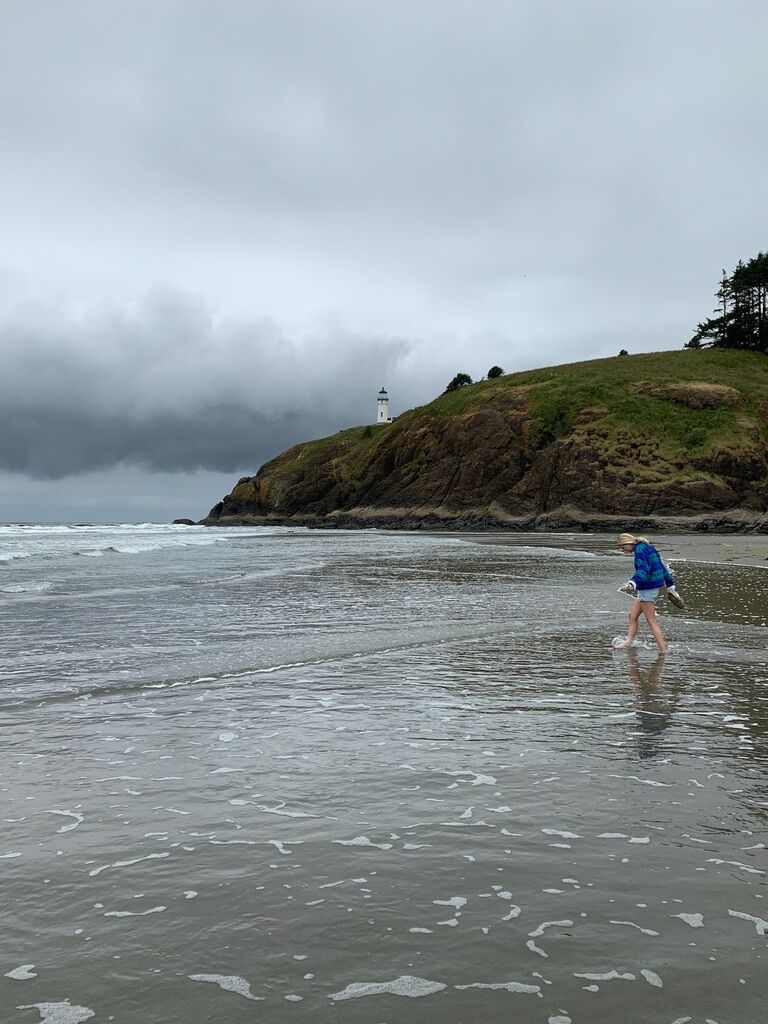We ventured outdoors, excited for the chance to be together without posing any harm to others, exploring all that the Pacific Northwest had to offer! Happy to begin building a foundation of adventure in our relationship, as both of us were raised with a love for exploration.