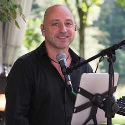 Jeff Lyle - One Man Band - 60s, 70s, 80s, profile image