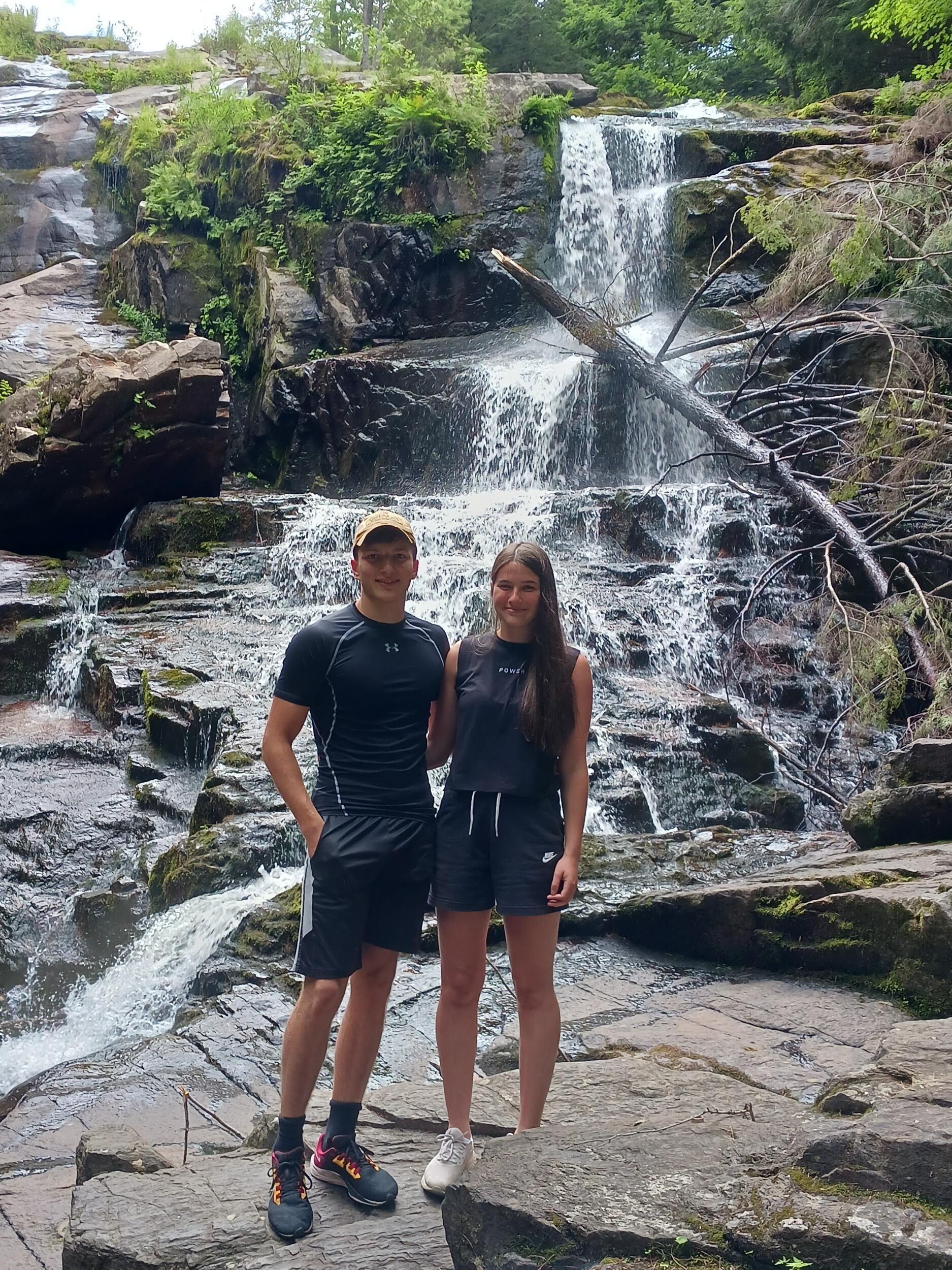 Hannah got to visit Ethan in New York and meet some of his family.