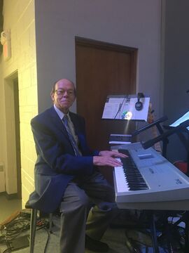 Allen at the Piano - Pianist - Hoffman Estates, IL - Hero Main