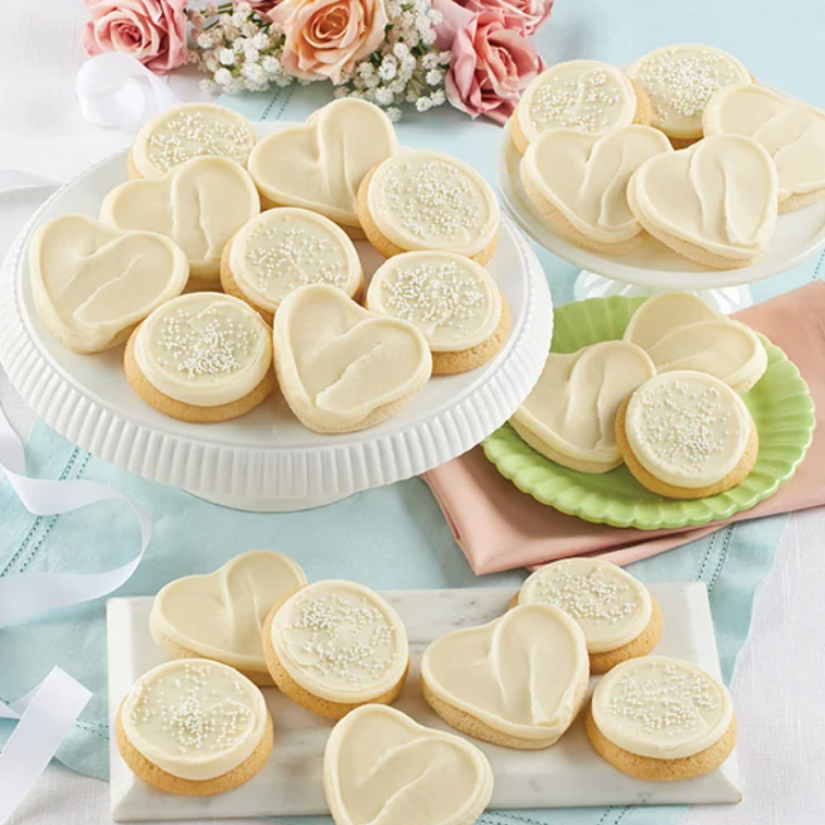 Tasty sugar cookie gift for the mother of the bride