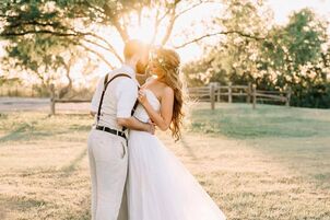 Wedding Photographers In Dallas, TX - The Knot