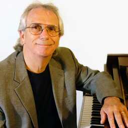 Ed Kinder, pianist, profile image