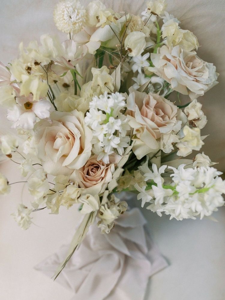 beige bouquet of rose and hyacinth